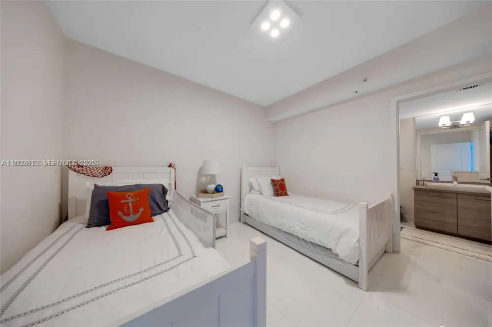 400 Sunny Isles #1106 Sunny Isles Beach, FL 33160