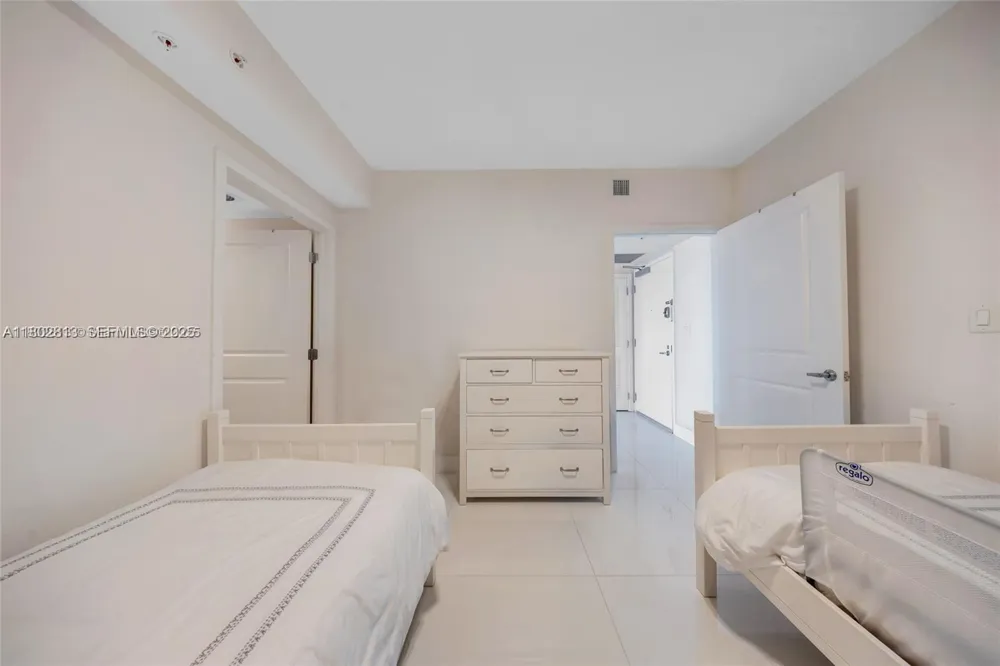 400 Sunny Isles #1106 Sunny Isles Beach, FL 33160