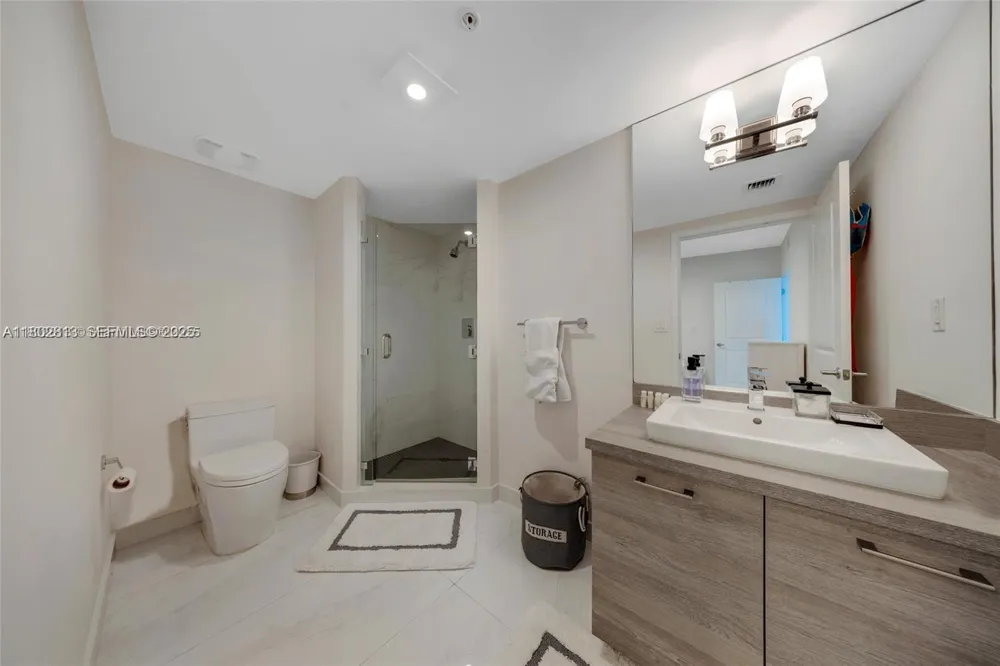 400 Sunny Isles #1106 Sunny Isles Beach, FL 33160