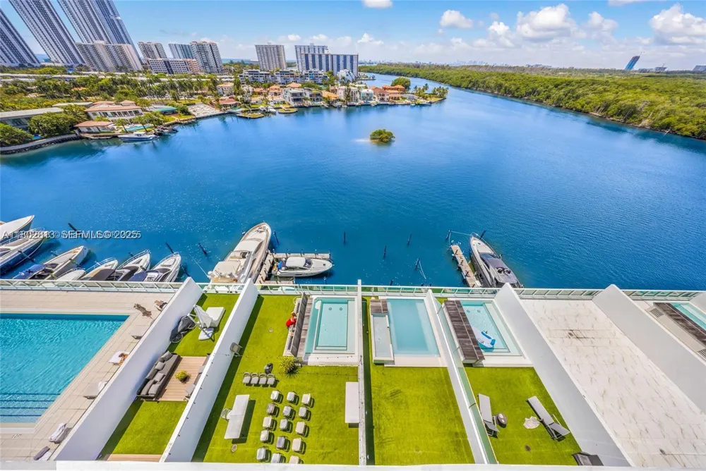 400 Sunny Isles #1106 Sunny Isles Beach, FL 33160
