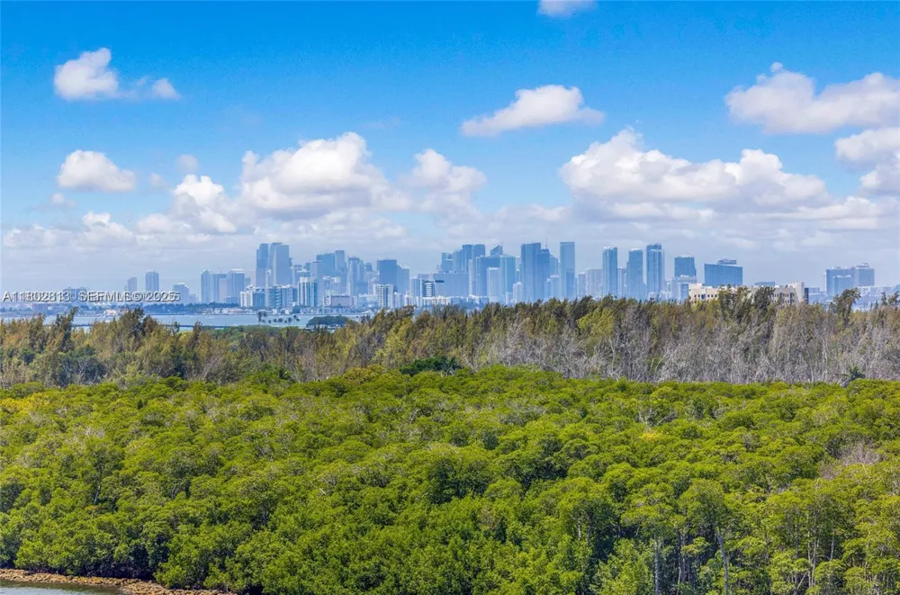 400 Sunny Isles #1106 Sunny Isles Beach, FL 33160