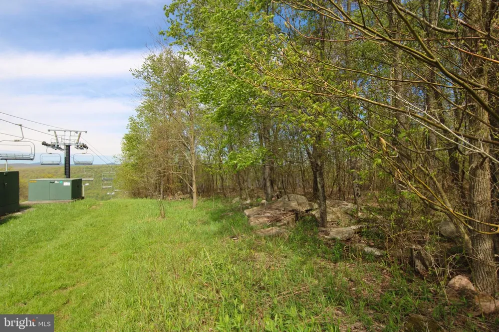 CAMP CIRCLE Mc Henry, MD 21541