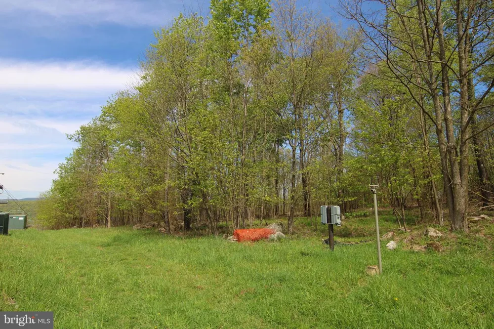 CAMP CIRCLE Mc Henry, MD 21541