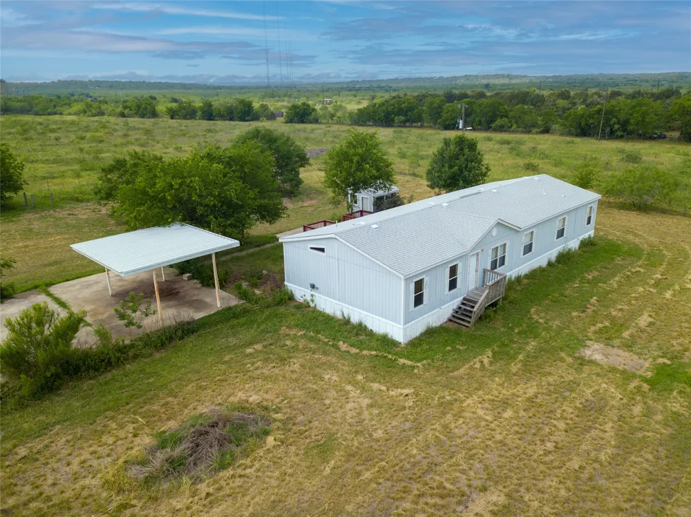 11209 Doyle Overton Road Road Del Valle, TX 78617