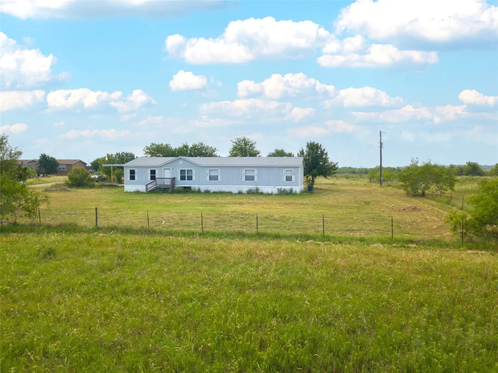 11209 Doyle Overton Road Road Del Valle, TX 78617