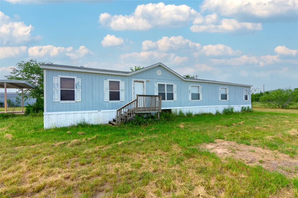 11209 Doyle Overton Road Road Del Valle, TX 78617