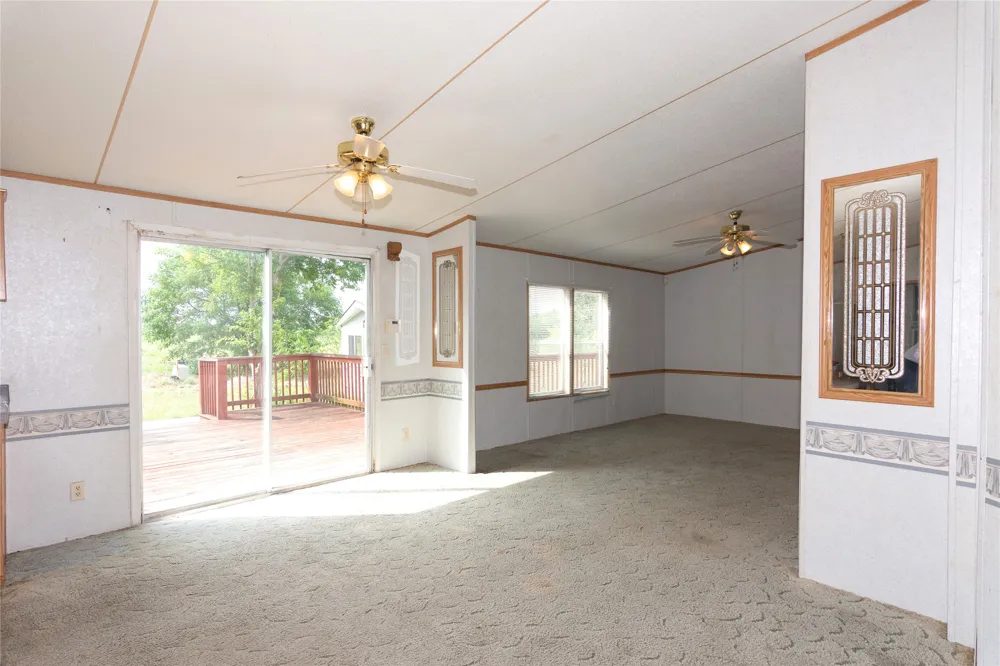 11209 Doyle Overton Road Road Del Valle, TX 78617