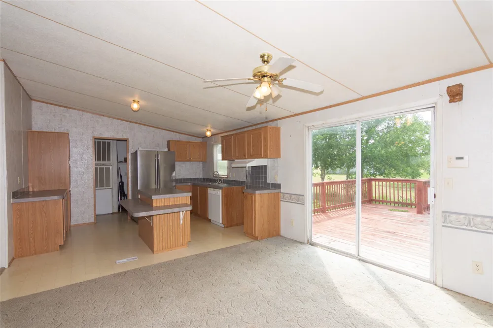 11209 Doyle Overton Road Road Del Valle, TX 78617
