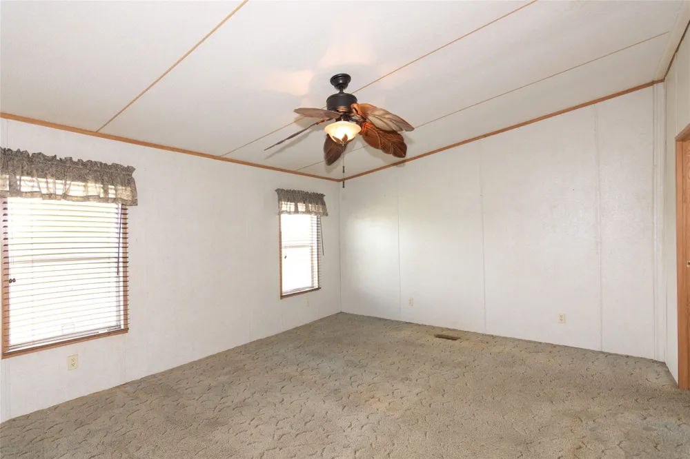 11209 Doyle Overton Road Road Del Valle, TX 78617