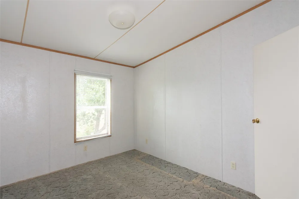 11209 Doyle Overton Road Road Del Valle, TX 78617
