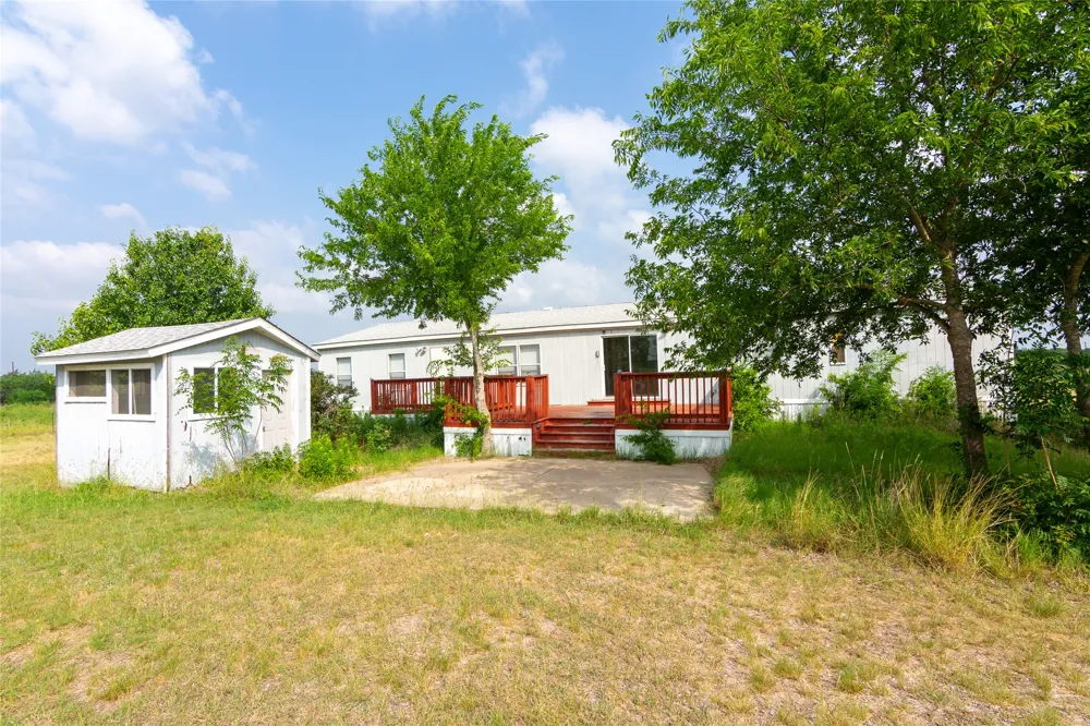 11209 Doyle Overton Road Road Del Valle, TX 78617