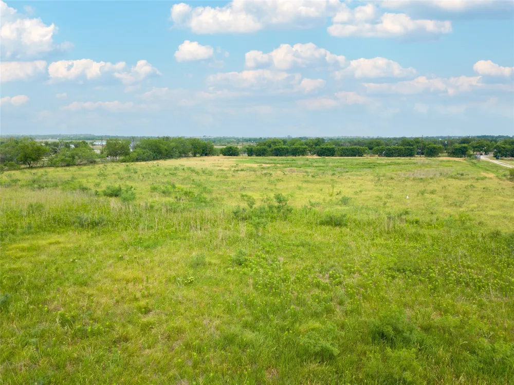 11209 Doyle Overton Road Road Del Valle, TX 78617