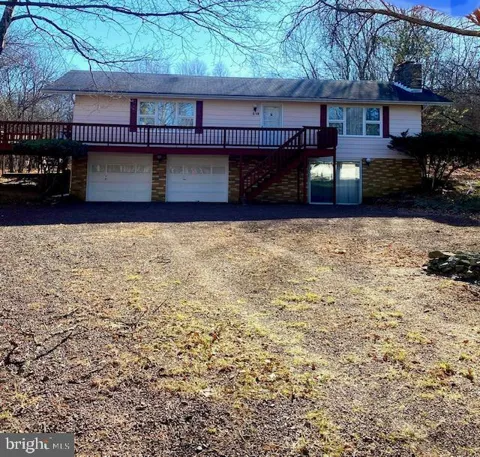 68 LAKEVIEW DRIVE