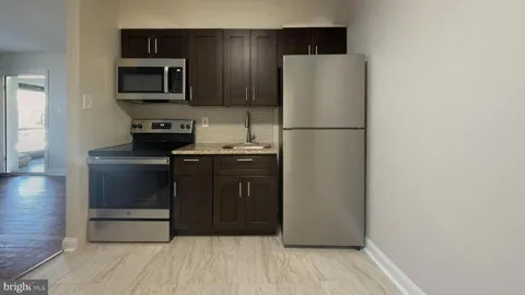 5156 D STREET #2
