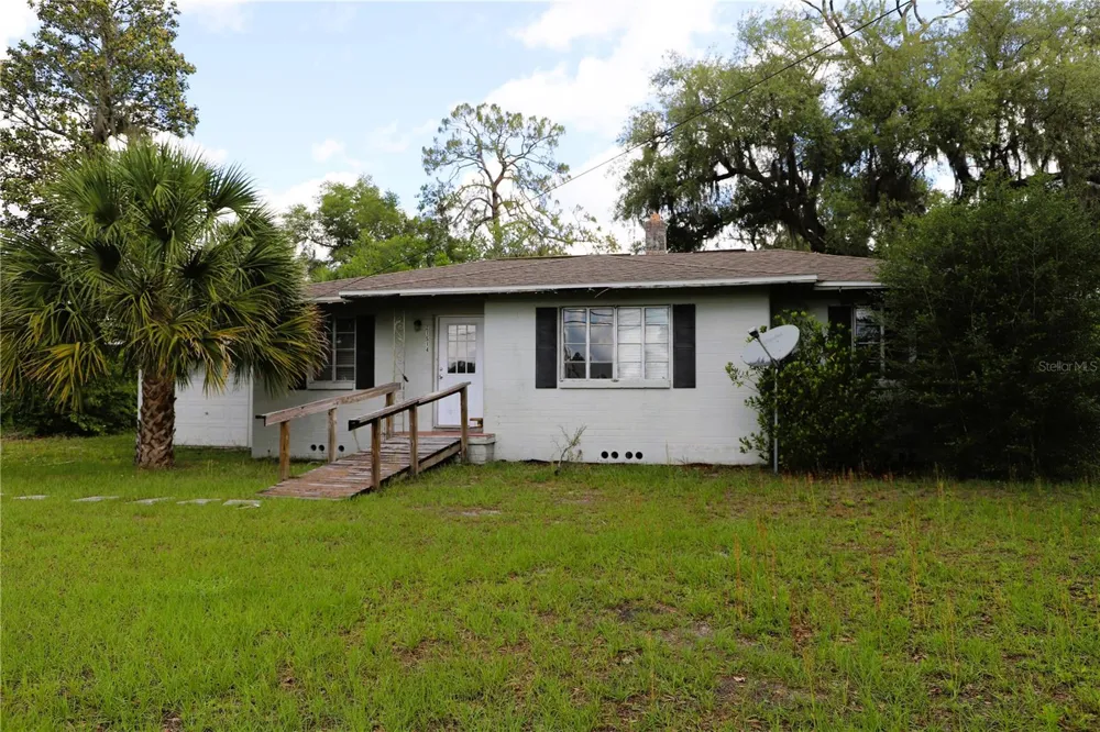 21514 SE 69TH AVENUE Hawthorne, FL 32640