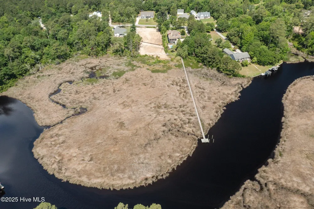240 White Oak Bluff Road Stella, NC 28582