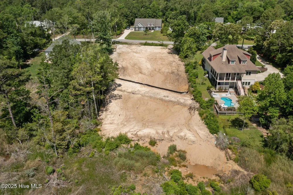 240 White Oak Bluff Road Stella, NC 28582