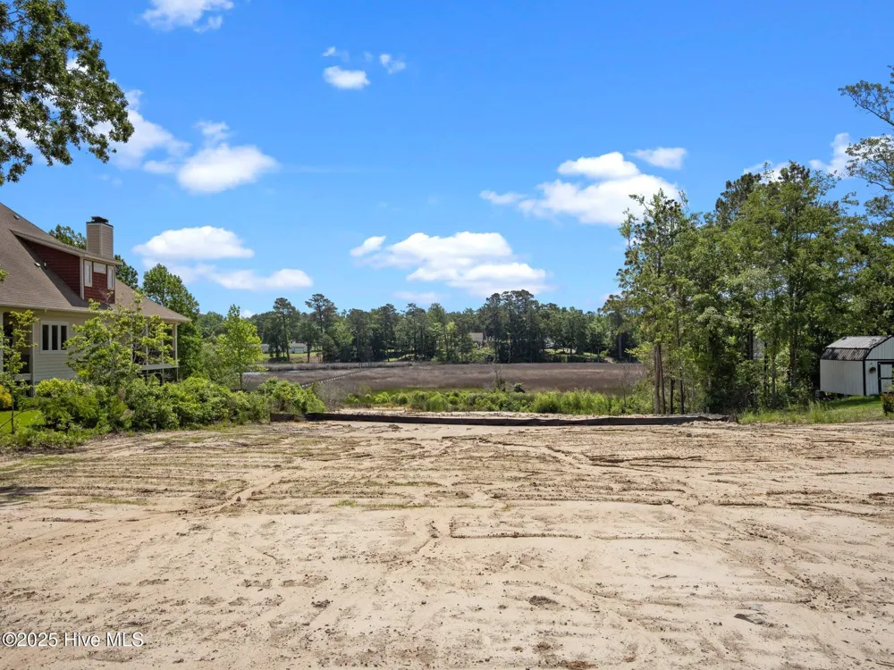 240 White Oak Bluff Road Stella, NC 28582