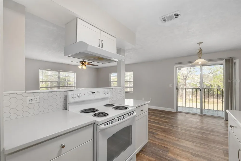 2715 NW 104TH COURT #1 Gainesville, FL 32606