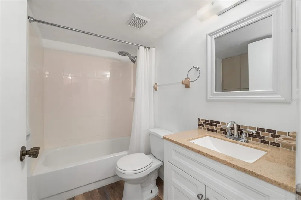 2715 NW 104TH COURT #1 Gainesville, FL 32606