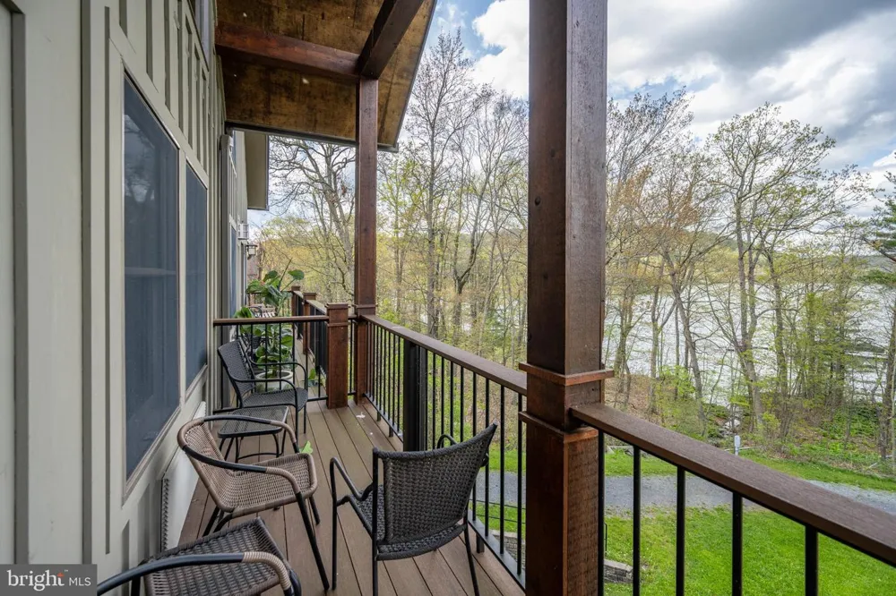 531 GLENDALE ROAD #B302 Oakland, MD 21550