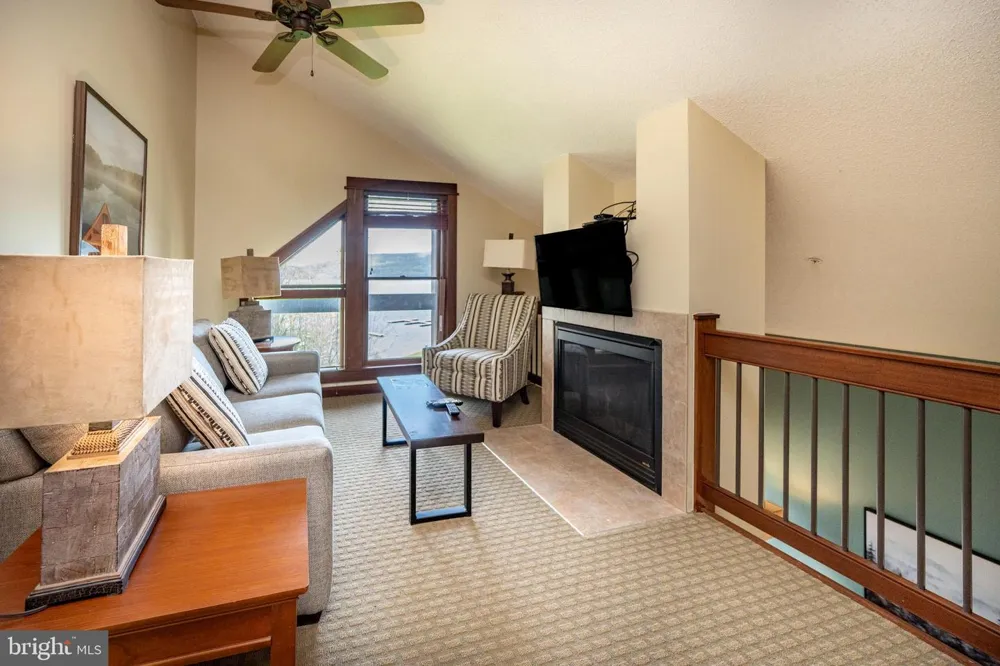 531 GLENDALE ROAD #B302 Oakland, MD 21550