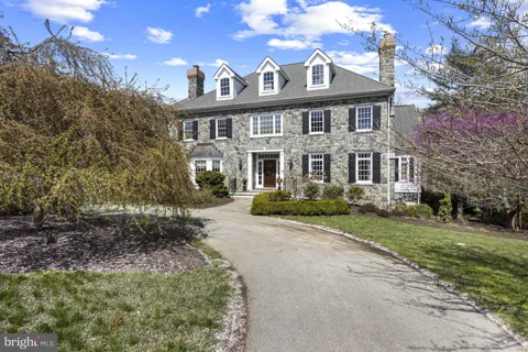 7 CHAVILLE WAY