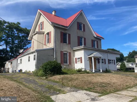 452 GREENWOOD AVENUE