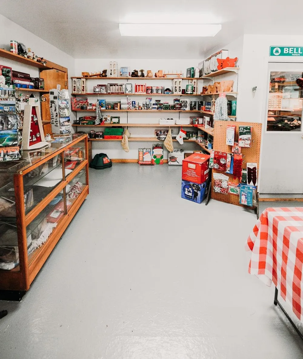 11184 Mill Street Leelanau Township, MI 49670