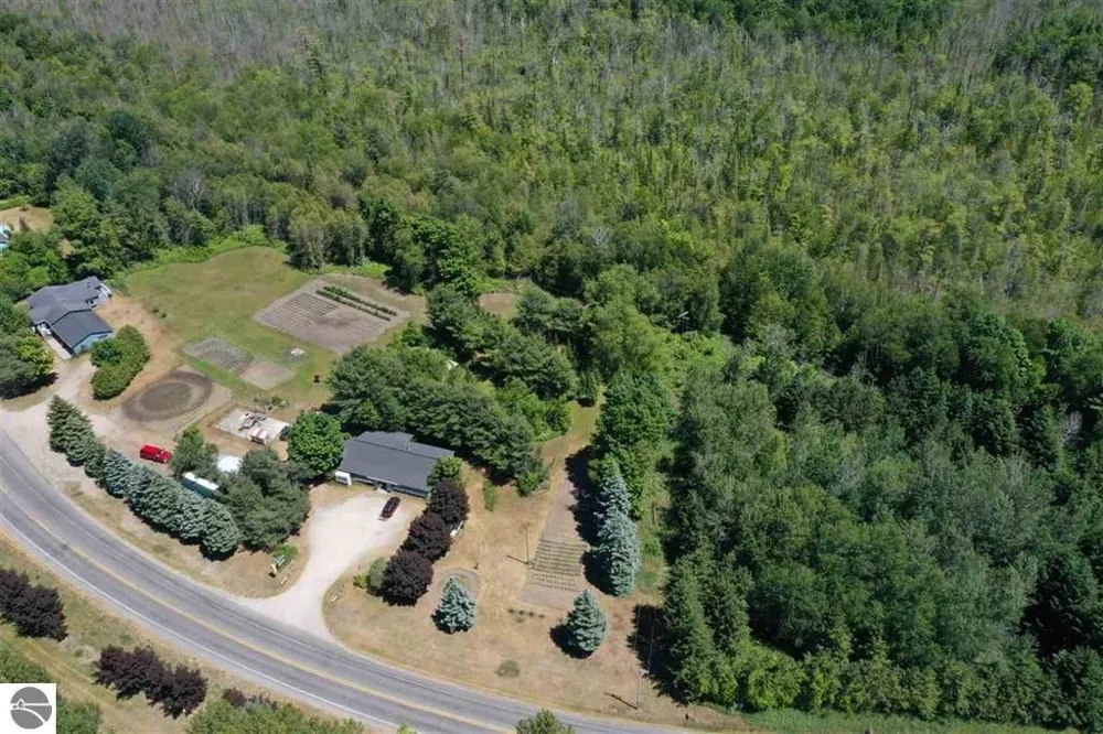 11184 Mill Street Leelanau Township, MI 49670