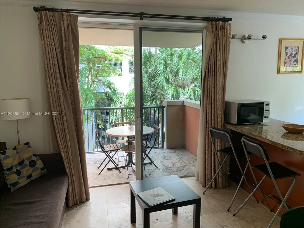 2951 S Bayshore Dr #417 Miami, FL 33133