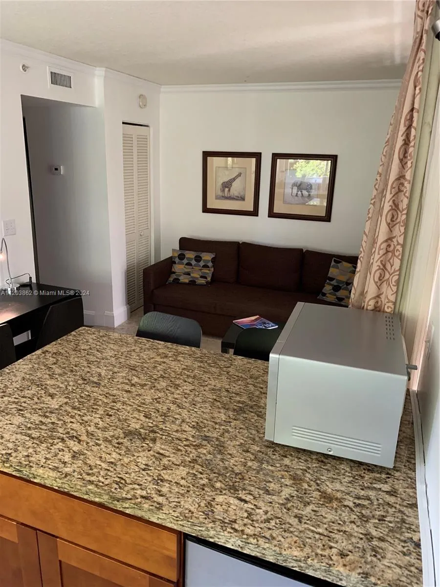 2951 S Bayshore Dr #417 Miami, FL 33133