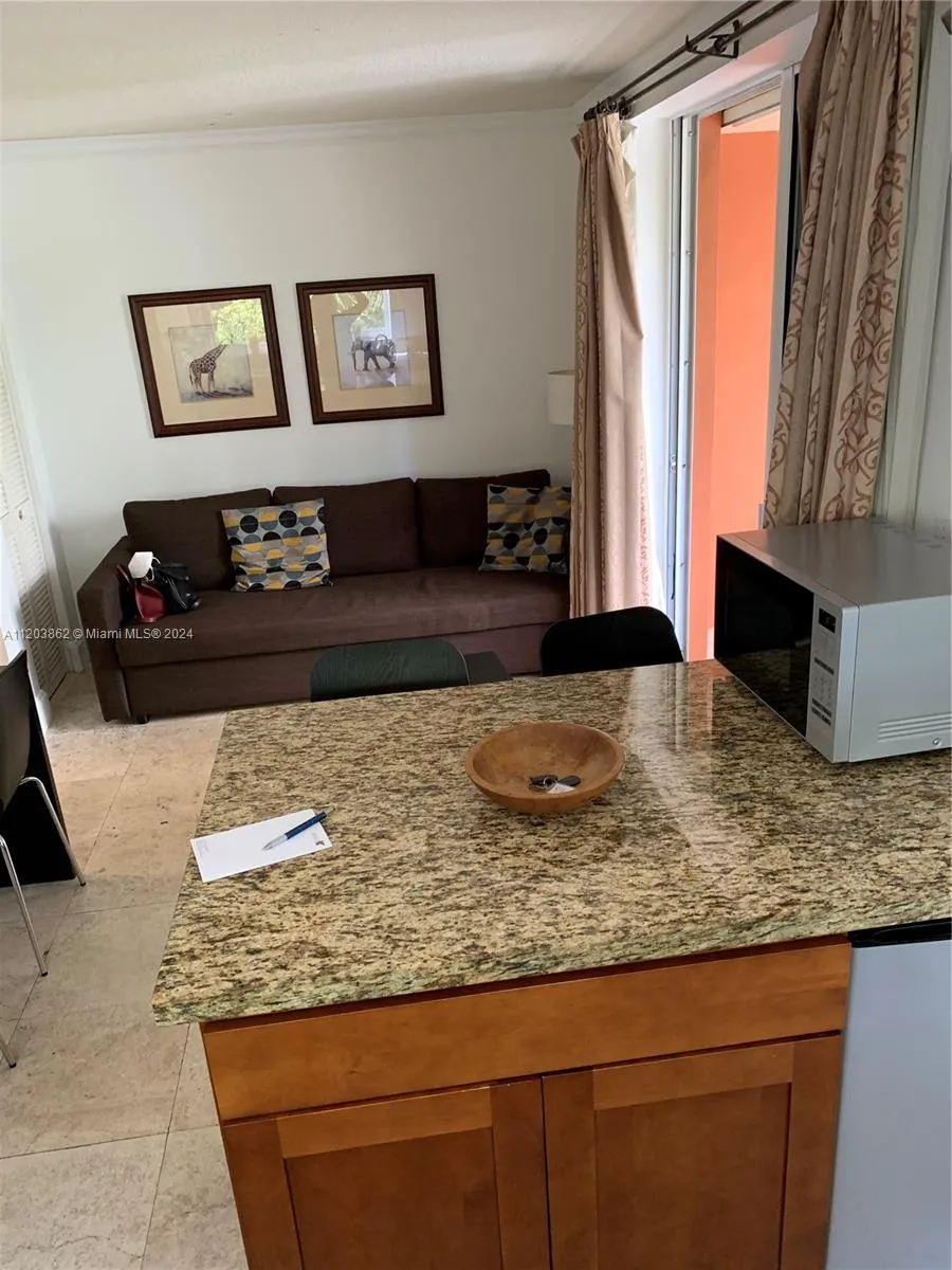 2951 S Bayshore Dr #417 Miami, FL 33133