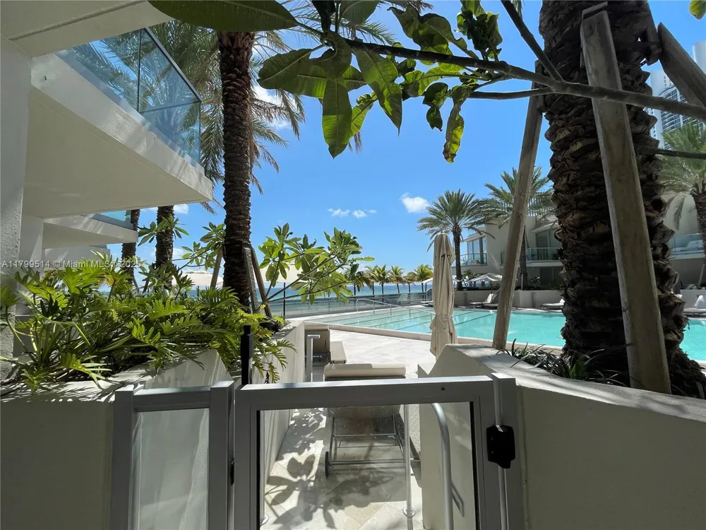 18501 Collins Avenue #Cabana 12 Sunny Isles Beach, FL 33160