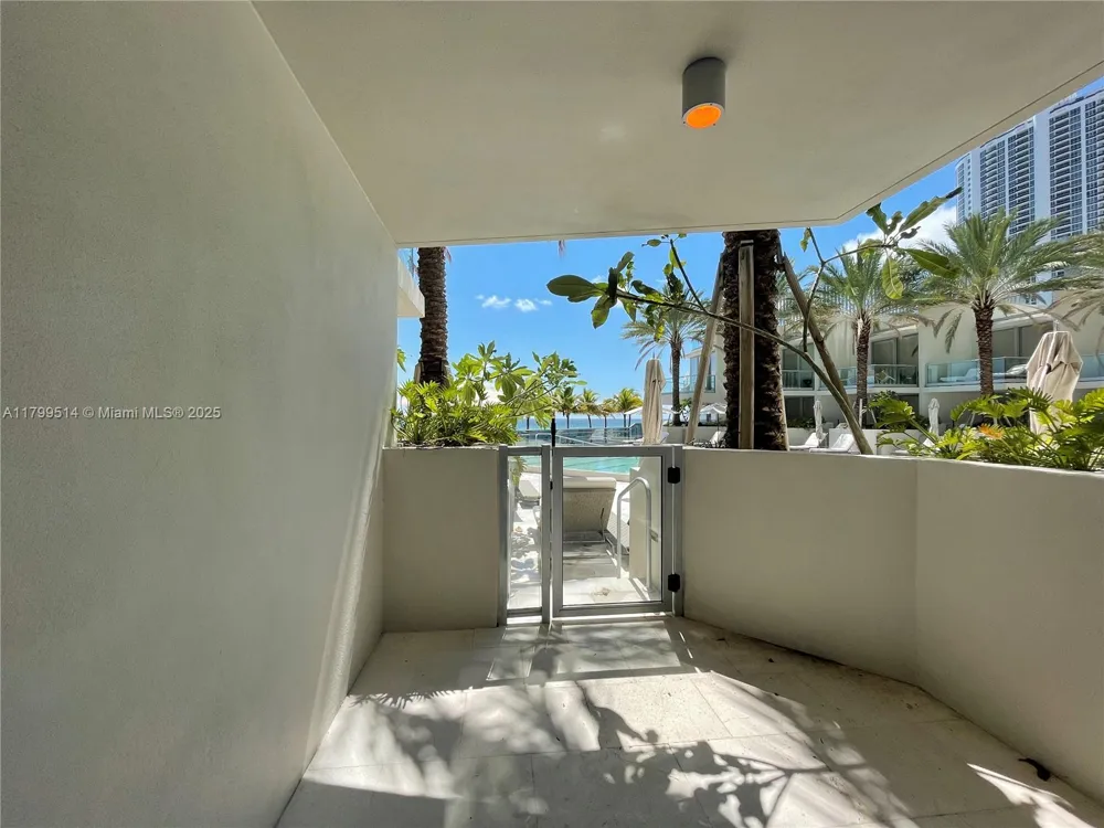 18501 Collins Avenue #Cabana 12 Sunny Isles Beach, FL 33160