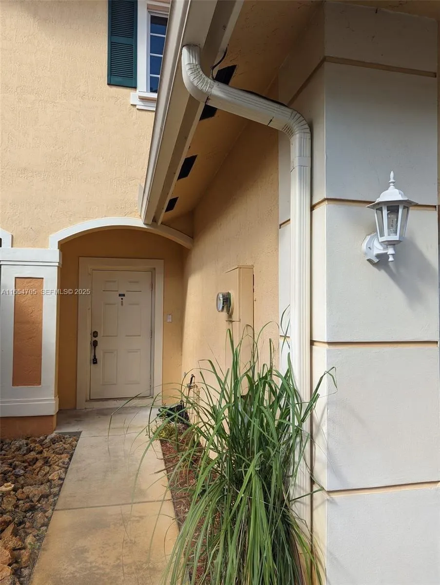 6407 Catalina Ln #6407 Tamarac, FL 33321