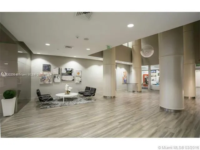1750 Bayshore Dr #2806 Miami, FL 33132