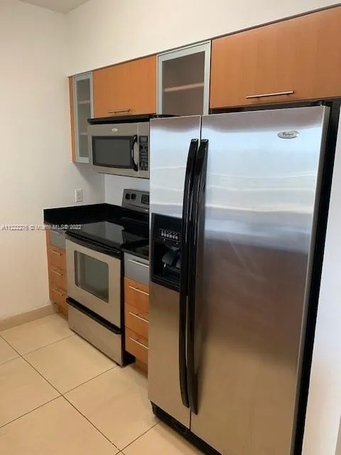 1750 Bayshore Dr #2806 Miami, FL 33132