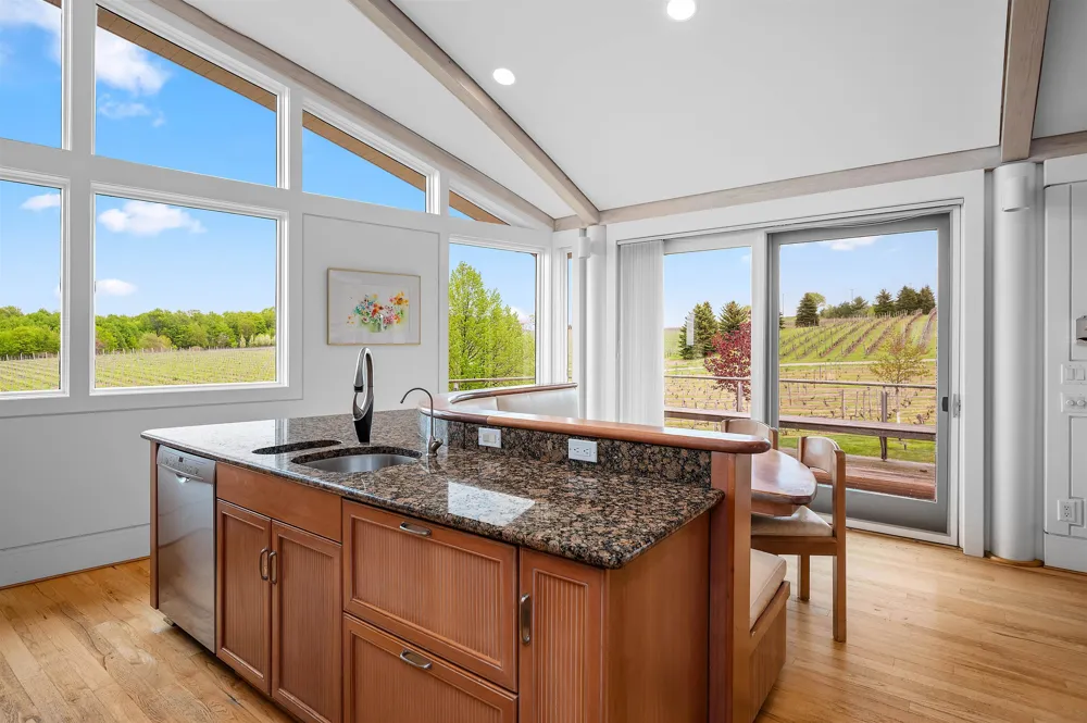 2721 Nelson Road Peninsula Township, MI 49686