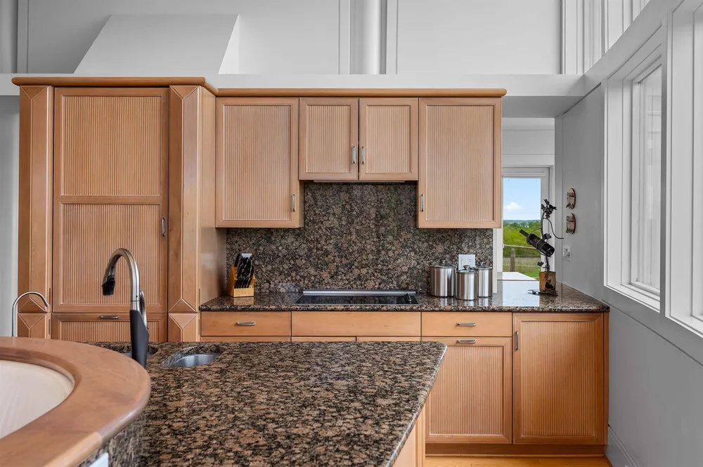 2721 Nelson Road Peninsula Township, MI 49686
