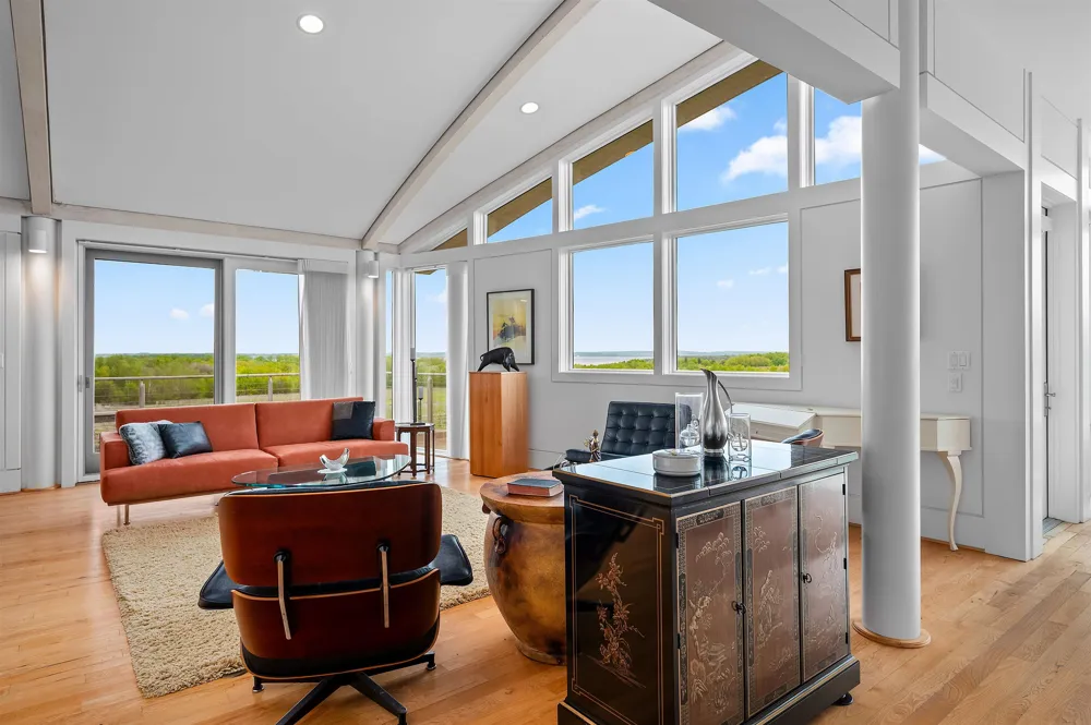 2721 Nelson Road Peninsula Township, MI 49686
