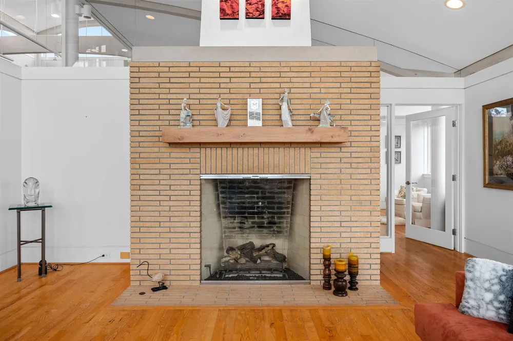 2721 Nelson Road Peninsula Township, MI 49686