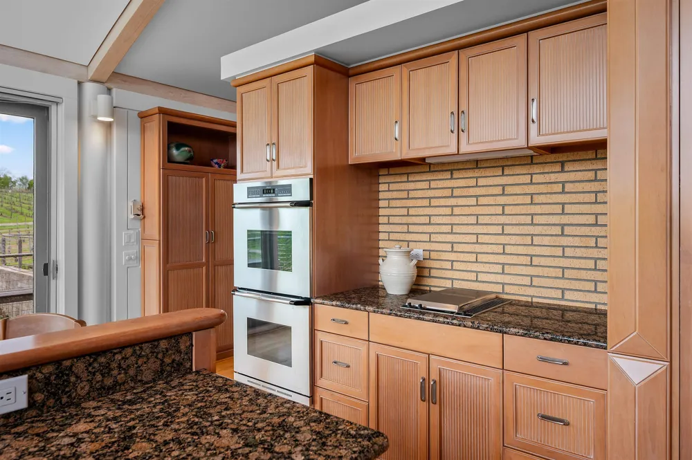 2721 Nelson Road Peninsula Township, MI 49686