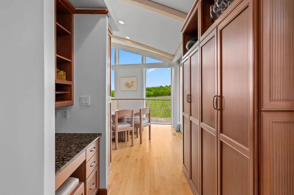 2721 Nelson Road Peninsula Township, MI 49686