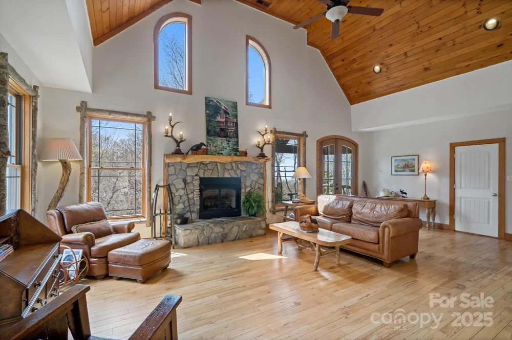 140 Spruce Hollow Road Beech Mountain, NC 28604