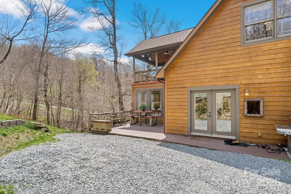 140 Spruce Hollow Road Beech Mountain, NC 28604