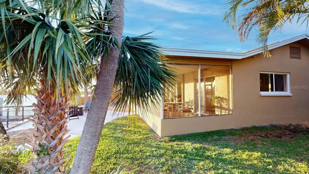 3606 BELLE VISTA DRIVE E St Pete Beach, FL 33706