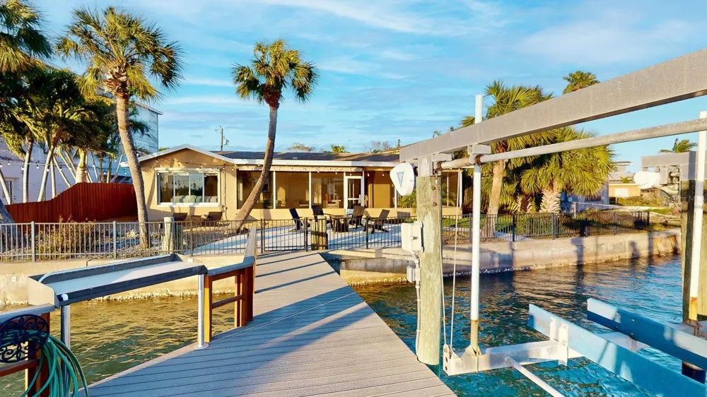 3606 BELLE VISTA DRIVE E St Pete Beach, FL 33706