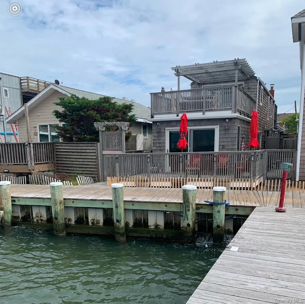 317 Bay Walk Ocean Beach, NY 11770