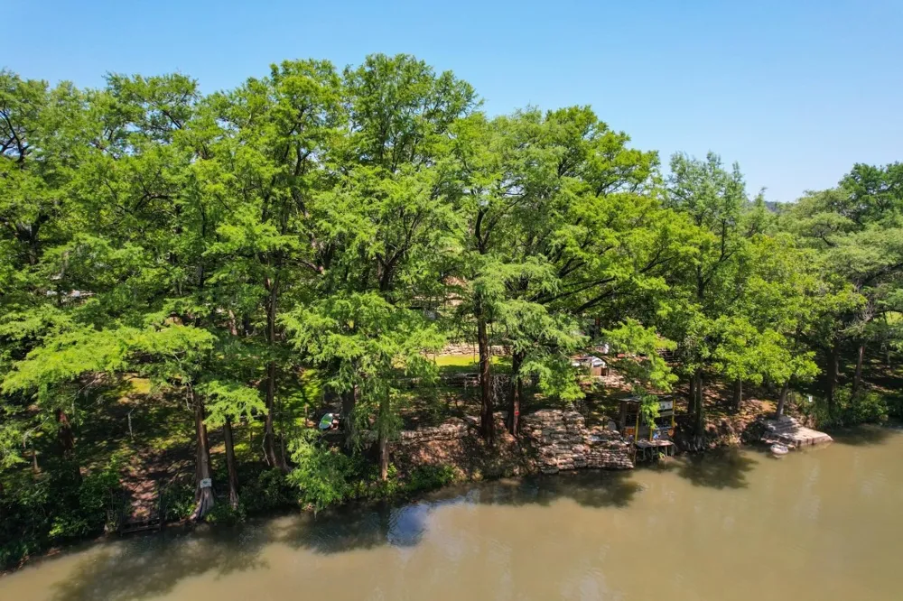 8560 RIVER RD ROAD New Braunfels, TX 78132